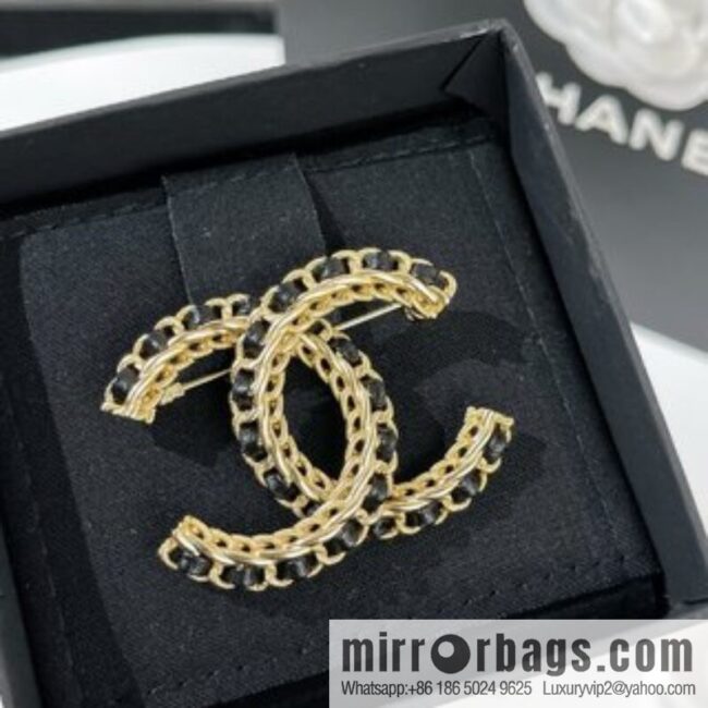 New ☑️ Chanel double c black leather rope brooch
