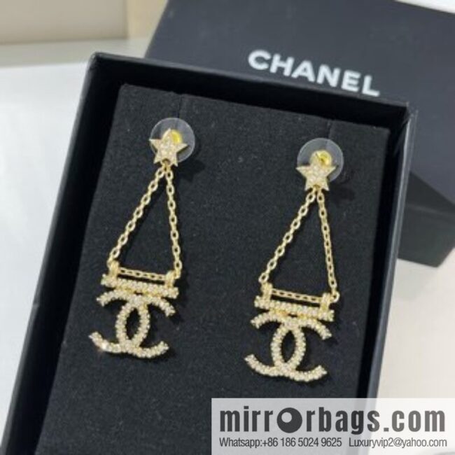 New ☑️ Chanel gold double c stars, stud earrings