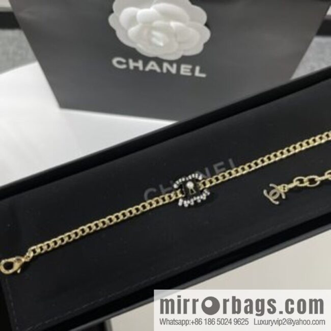i1650466117_9686_1-800x800tb4omhiucgs23667_20250716022811.jpg New ☑️ Chanel acrylic pearl necklace bracelet