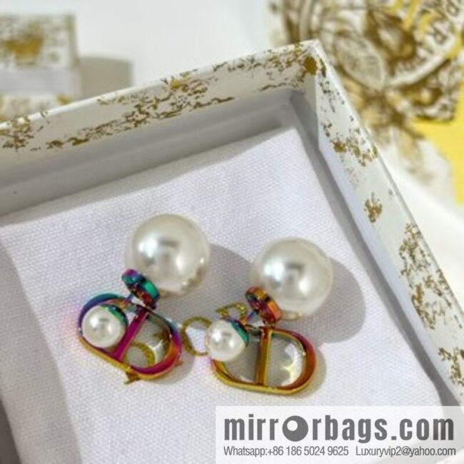 New ☑️ Dior CD size pearl stud earrings
