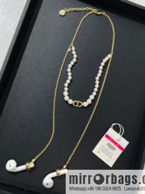New ☑️ Dior Full Diamond CD Pearl Headphone Chain