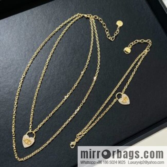i1651748640_4367_1-800x8005rfkvvki0nb27498_20250716030113.jpg New ☑️ Dior CD full diamond peach heart necklace bracelet