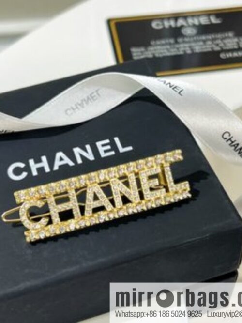 New ☑️ Chanel full diamond letter hairpin hairpin