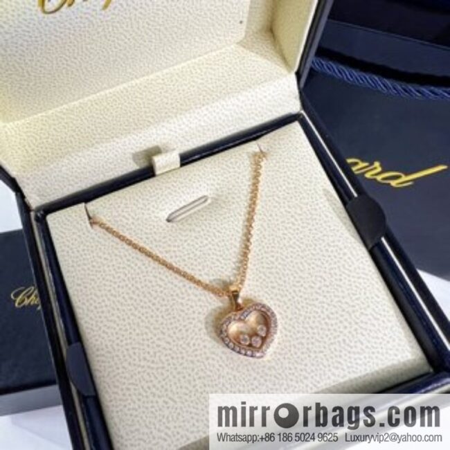 Chopard HAPPY DIAMONDS ICONS love necklace