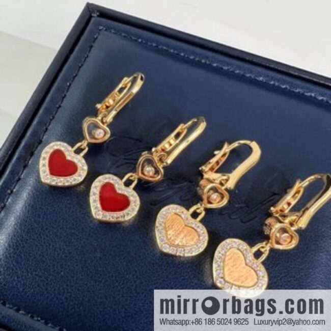 Chopard HAPPY DIAMONDS ICONS love stud earrings