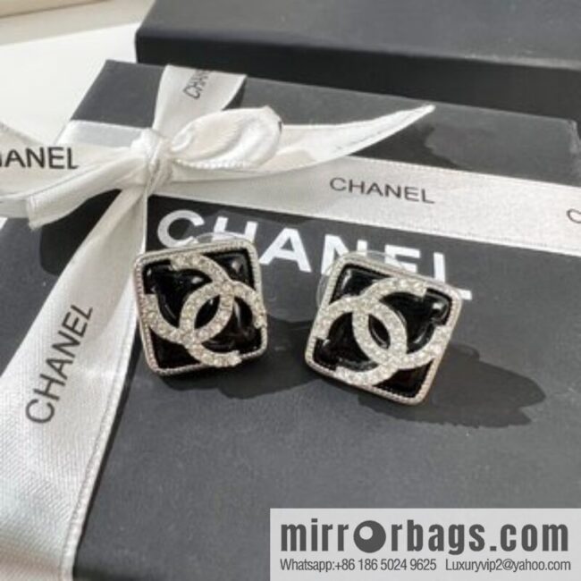 New ☑️ Chanel double c diamond stud earrings