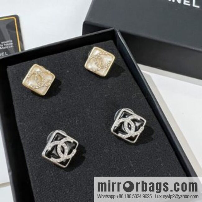 New ☑️ Chanel double c diamond stud earrings