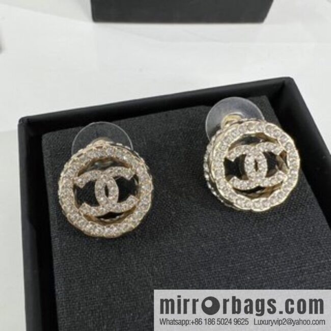 New ☑️ Chanel double c round full diamond stud earrings