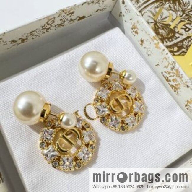 New ☑️ Dior CD full diamond size pearl stud earrings