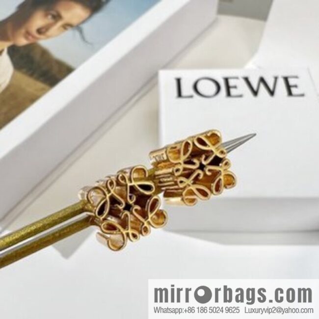 LOEWE Mooncake stud earrings