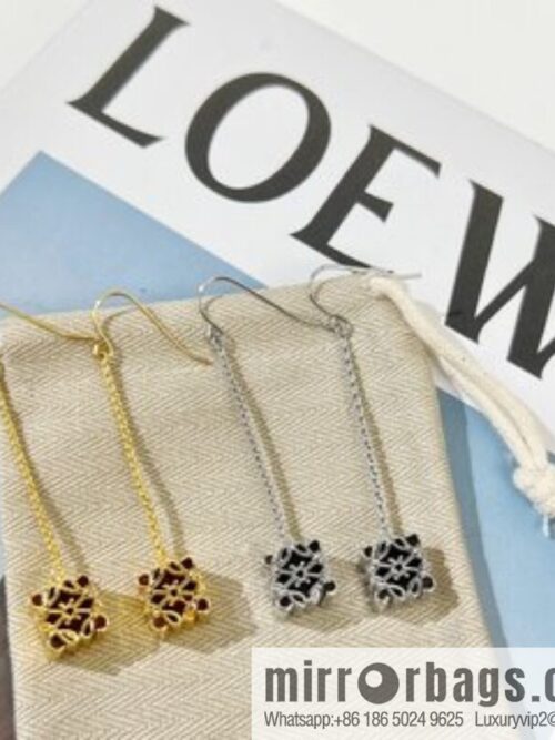 LOEWE long mooncake stud earrings