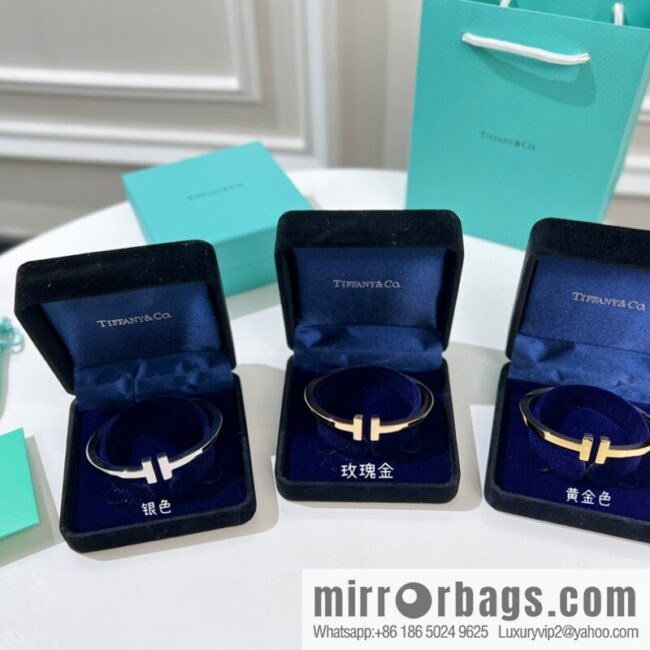 Tiffany & co. Tiffany & Co. Classic T series, glossy gold silver rose gold double T bracelet