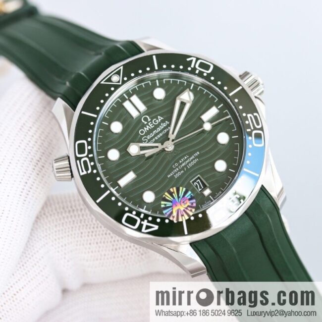 i1654417521_5668_0-800x8002qdyxipr2d396815_20250702025119.jpg Omega 2022 new green seahorse with double T black balance wheel 8800 movement, 42mm