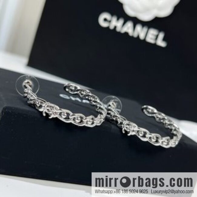 New ☑️ Chanel double c hollow stud earrings
