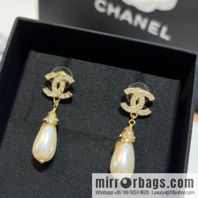 i1655044811_789_2-800x800t1copxa215419746_20250716015236.jpg New ☑️ Chanel double c full diamond pearl stud earrings