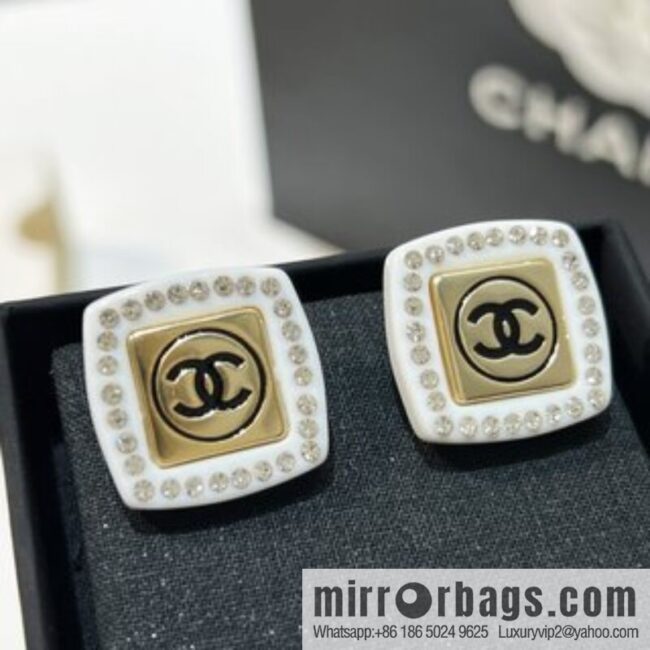 New ☑️ Chanel double c square stud earrings