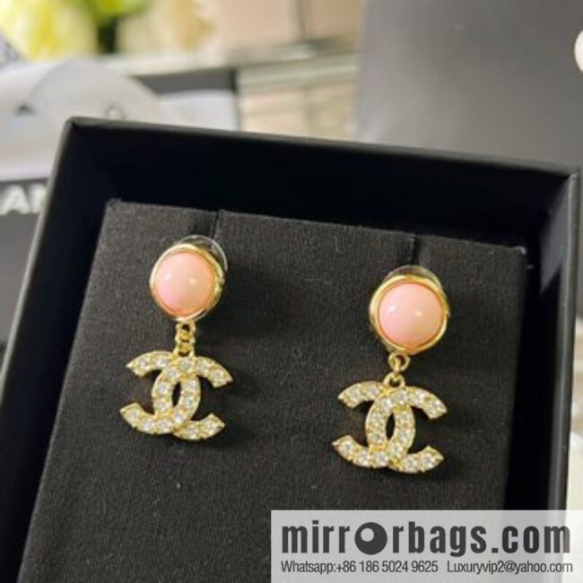 New ☑️ Chanel double c pink pearl stud earrings
