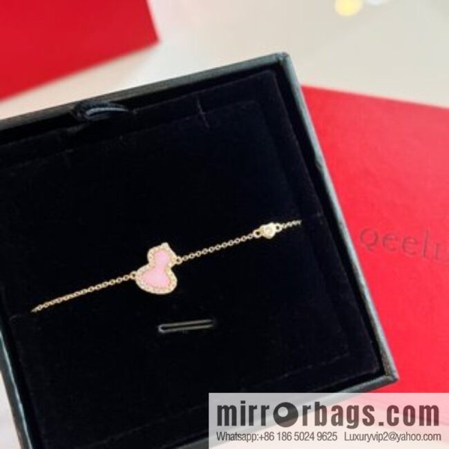 i1655963456_904_3-800x800exbppngmflg16371_20250716012226.jpg Qeelin, pink shell gourd necklace bracelet