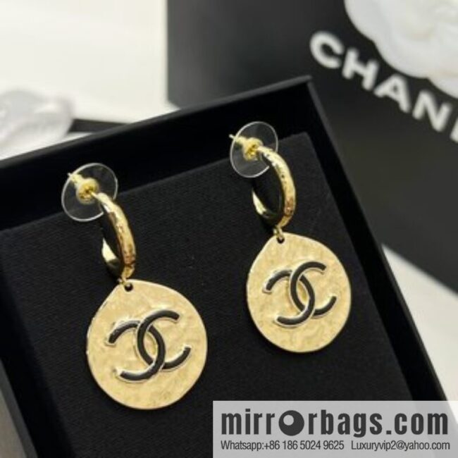 New ☑️ Chanel double c round stud earrings