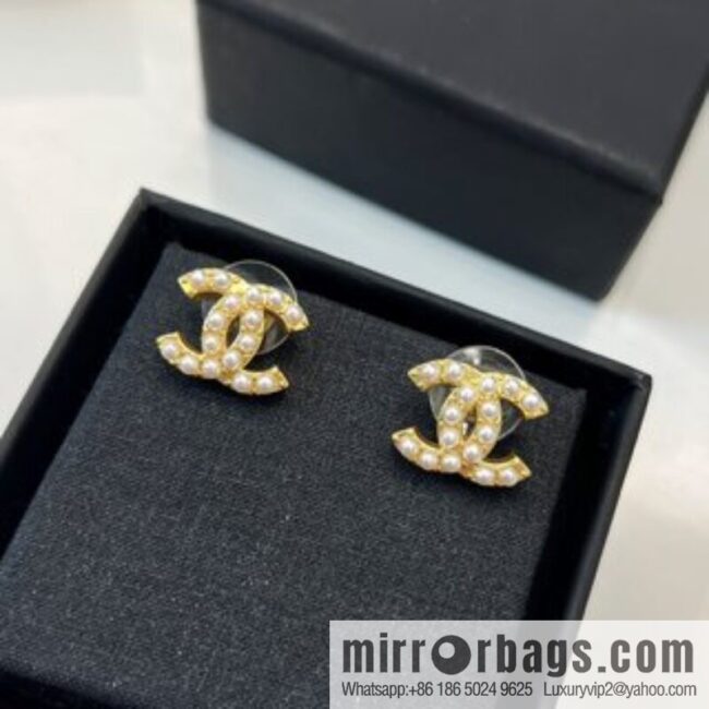 i1656604317_7207_1-800x800pvvw2axpldx16119_20250716012006.jpg New ☑️ Chanel double c pearl stud earrings