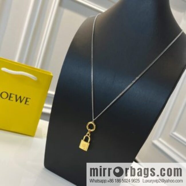 LOEWE lock head double layer necklace