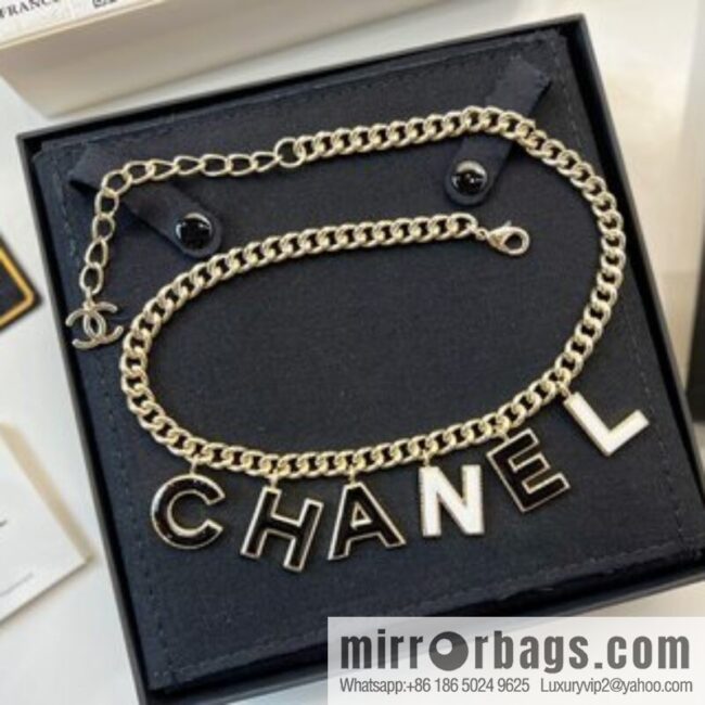 New ☑️ Chanel enamel drip letter necklace