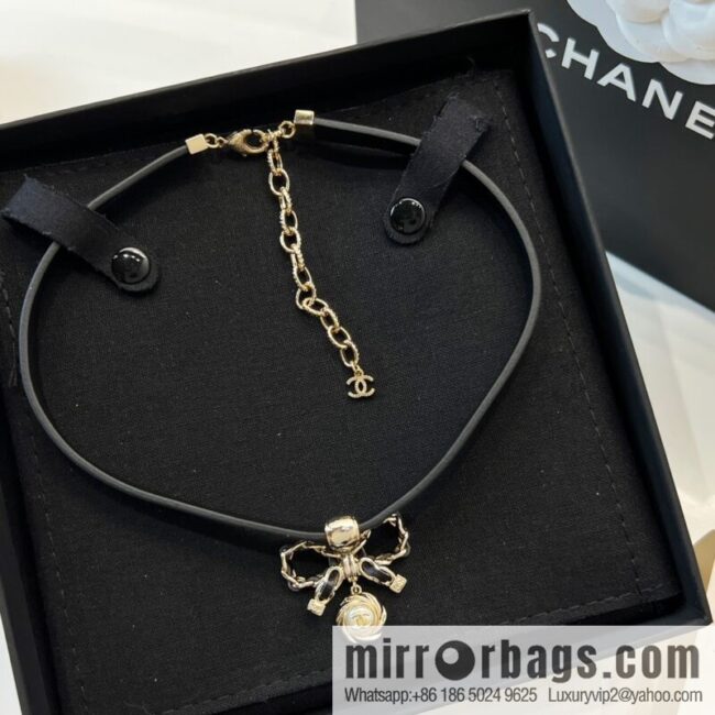 New ☑️ Chanel bow leather rope necklace