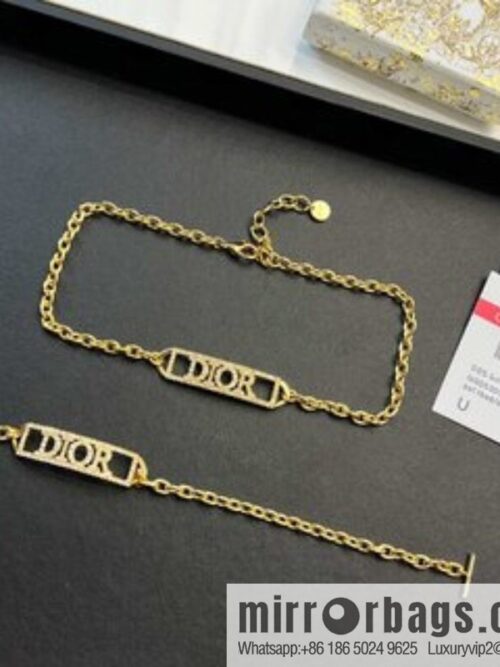 New ☑️ Dior full diamond letter necklace bracelet