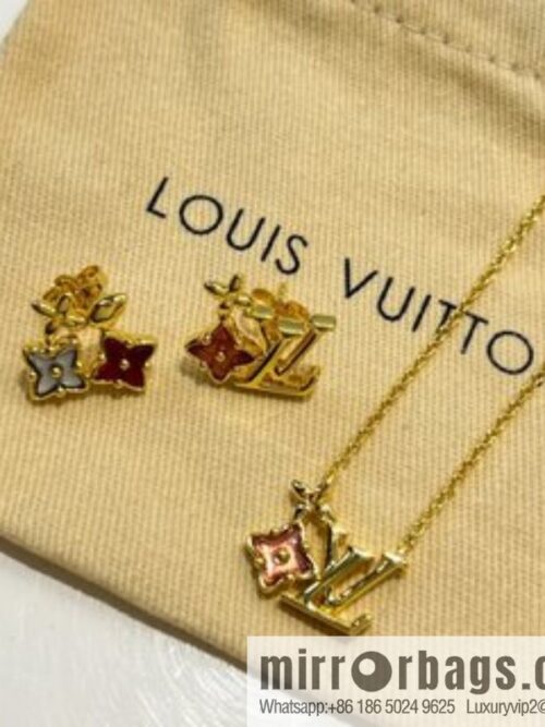 i1658307506_2411_2-800x800xkybnxdcoxo12469_20250716004632.jpg Louis Vuitton lv crystal monogram necklace stud earrings