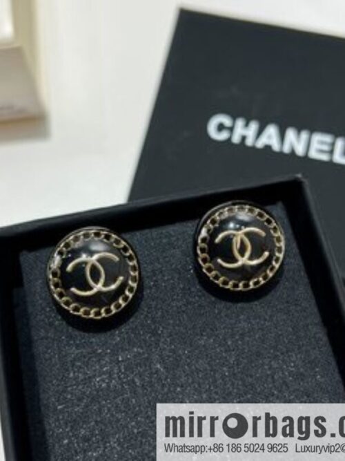 i1658484691_7924_1-800x8002p20nldbhbp12401_20250716004555.jpg New ☑️ Chanel double c round acrylic stud earrings