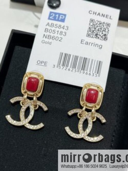 i1658486523_2035_2-800x800gb1ywlkynz312379_20250716004543.jpg New ☑️ Chanel full diamond double c square ruby earrings