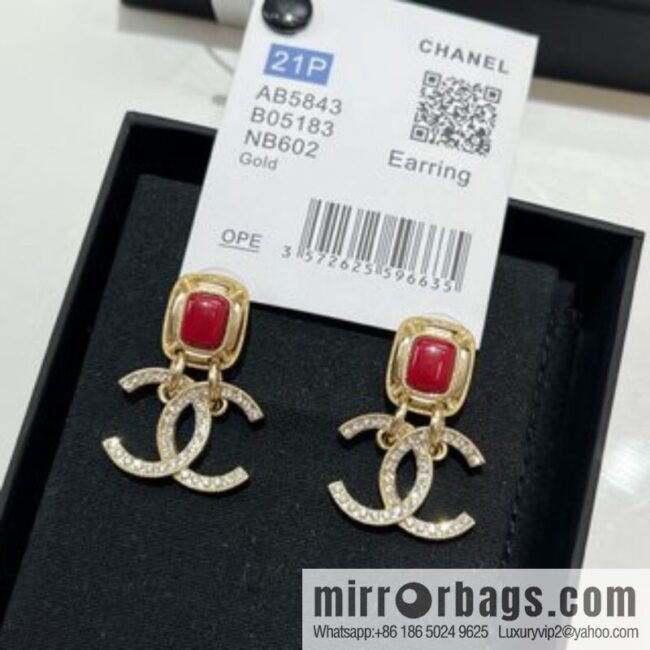 i1658486523_2035_2-800x800gb1ywlkynz312379_20250716004543.jpg New ☑️ Chanel full diamond double c square ruby earrings