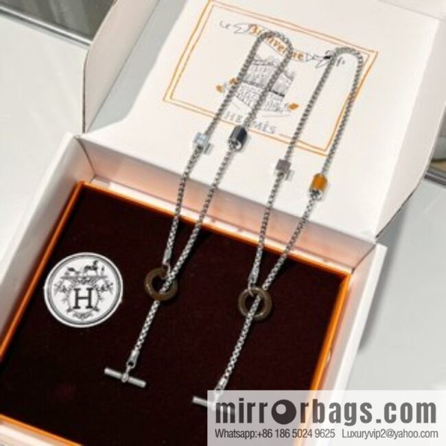 HERMES Hermès meli-melo horn ring necklace