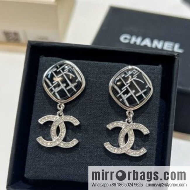 New ☑️ Chanel c2 rhombus double c stud earrings