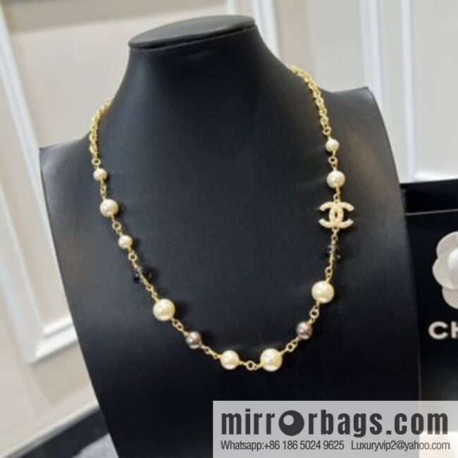 New ☑️ Chanel Double C Color Pearl Necklace