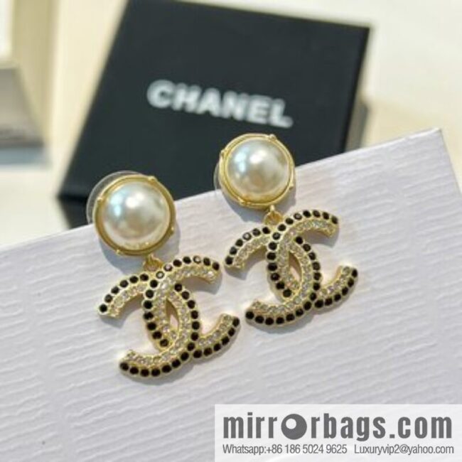 New ☑️ Chanel c2 double c pearl black diamond stud earrings
