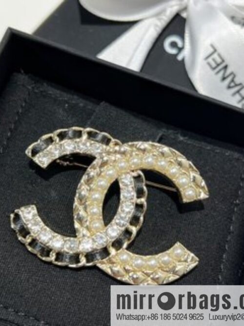 i1660662615_5678_5-800x800jadjgcd4xp48208_20250716000906.jpg New ☑️ Chanel double c black leather rope pearl brooch