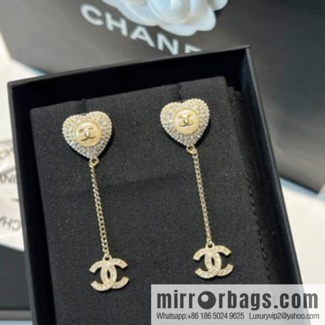 New ☑️ Chanel c2 double c full diamond peach heart love stud earrings