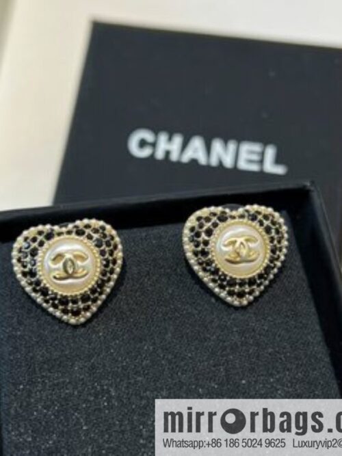 i1660730269_8003_1-800x8000n0gn2tbme18096_20250716000804.jpg New ☑️ Chanel c1 double c full diamond peach heart love stud earrings