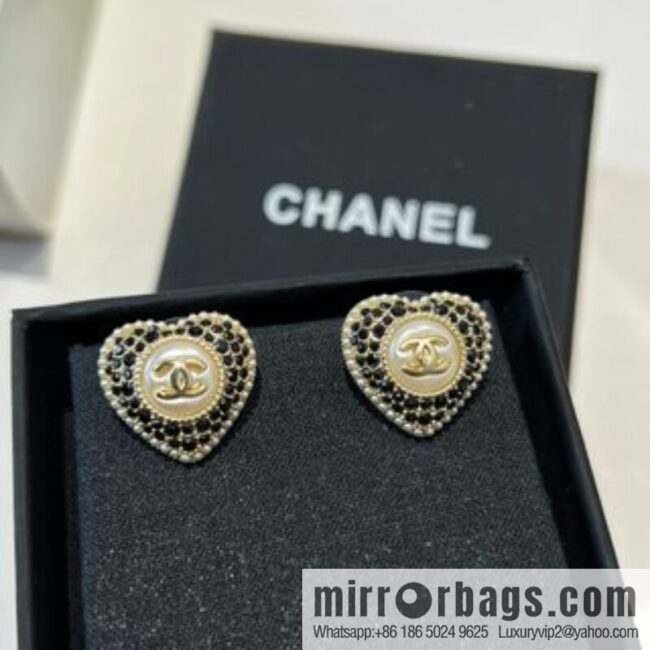 New ☑️ Chanel c1 double c full diamond peach heart love stud earrings