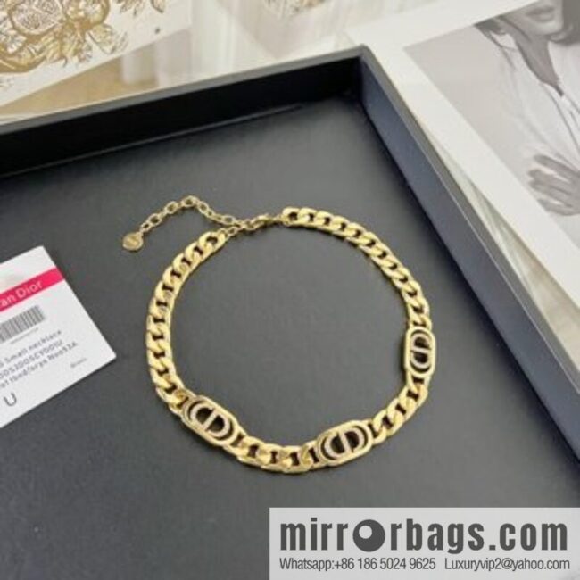 New ☑️ Dior CD necklace