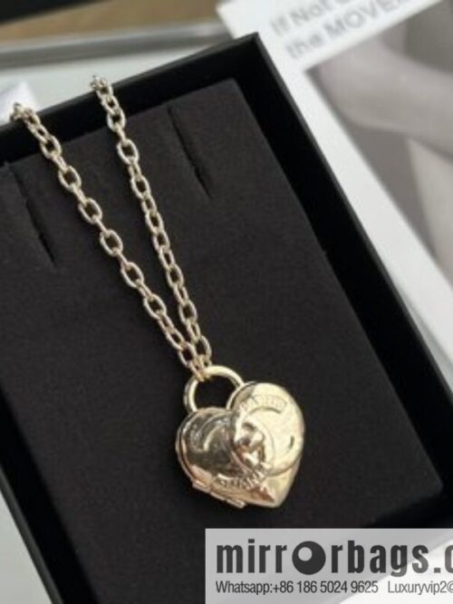i1661847316_5560_1-800x800av1vujbwmkb7729_20250716000438.jpg New ☑️ Chanel gold double c peach heart love necklace sweater chain