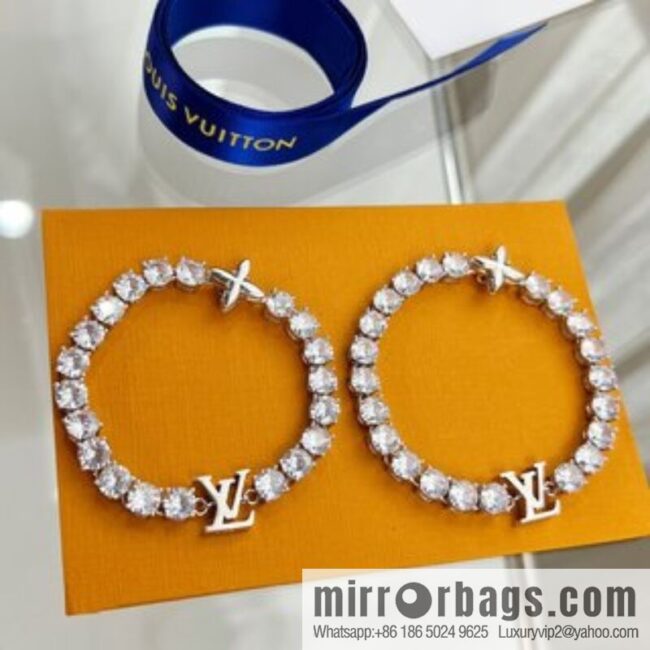 i1661849956_9527_1-800x8001ywfyt4skgj7685_20250716000414.jpg Louis Vuitton Louis Vuitton lv couple diamond bracelet