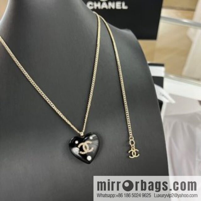 i1662036299_4246_5-800x800mincylo4kju7579_20250716000321.jpg New ☑️ Chanel double c black peach heart love necklace earrings