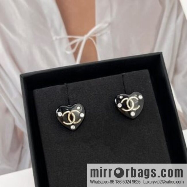 i1662036299_5769_3-800x800yvnlfxgslfo7580_20250716000321.jpg New ☑️ Chanel double c black peach heart love necklace earrings