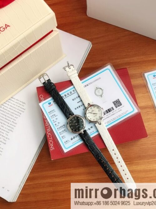 The Omega disc fly series belongs to the same Swiss quartz movement