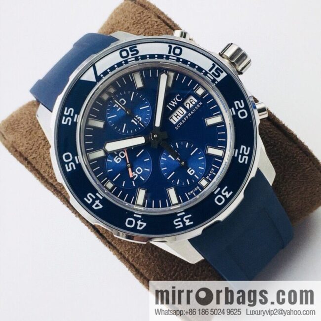 The IWC Ocean Chronograph series is a true diving and chronograph mechanical watch with the Asia-7750 movement