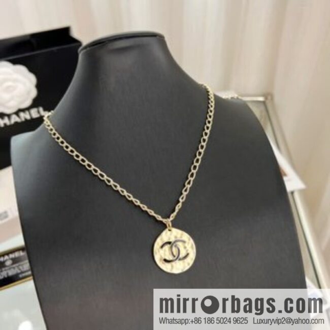 New ☑️ Chanel double c round necklace necklace