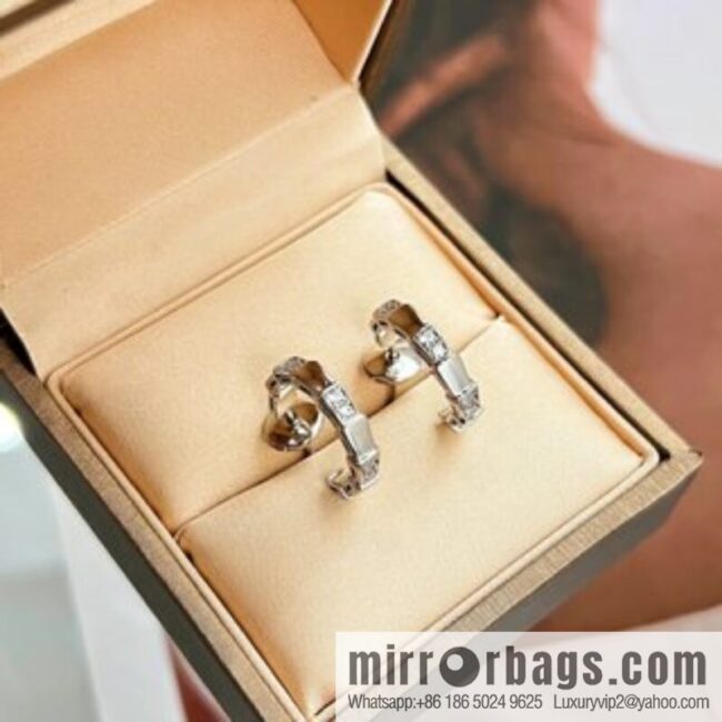 BVLGARI Bulgari SERPENTI VIPER series latest interval drill snake bone stud earrings