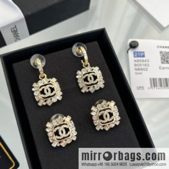 i1663596198_7900_1-800x800saz4h3d3rdr4426_20250715233347.jpg New ☑️ Chanel c2 double c square full diamond stud earrings